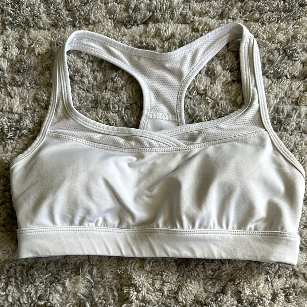 Tek Gear White Racerback Sports Bra with Seamless Design